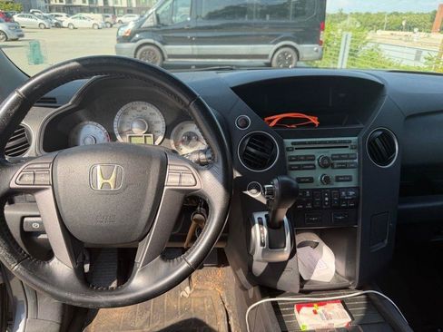 Used 2010 Honda Pilot EX-L image 6