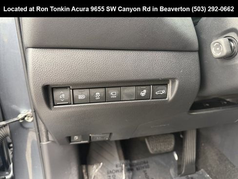 Used 2021 Toyota Venza Limited image 15