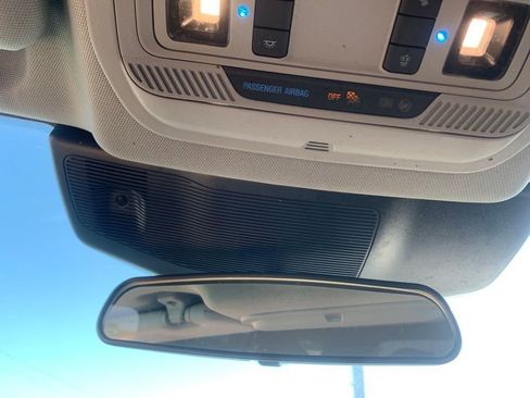 Used 2023 Ford Explorer XLT w/ Equipment Group 202A image 19