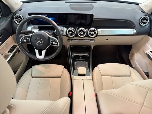 Used 2021 Mercedes-Benz GLB 250 image 14