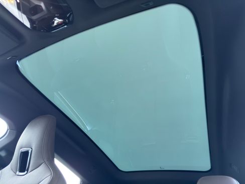 Used 2022 BMW iX xDrive50 w/ Sport Package image 12