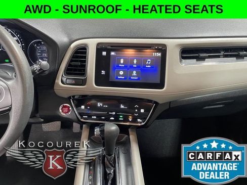 Used 2017 Honda HR-V EX image 16