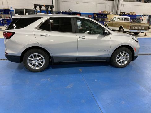 Used 2022 Chevrolet Equinox LT image 8