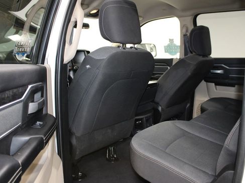 Used 2022 RAM 3500 Big Horn image 27