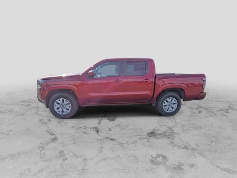 Used 2023 Nissan Frontier SV image 5