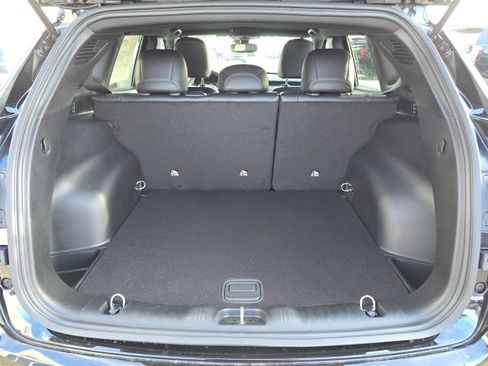 New 2026 Jeep Compass Latitude image 10