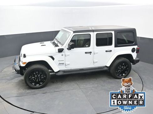 Used 2023 Jeep Wrangler Unlimited Sahara w/ Cold Weather Group image 49