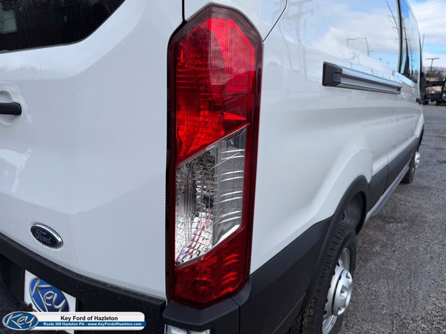 Used 2025 Ford Transit 250 Low Roof AWD w/ Load Area Protection Package image 40