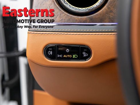 Used 2023 Bentley Flying Spur W12 AWD/4WD image 28