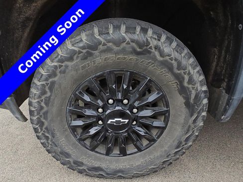 Used 2021 Chevrolet Silverado 2500 LTZ w/ LTZ Plus Package AWD/4WD image 8