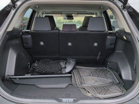 Used 2025 Toyota RAV4 XLE w/ Convenience Package FWD image 18