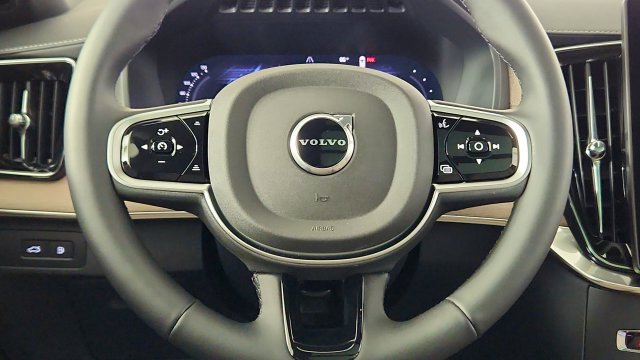 New 2026 Volvo XC90 T8 Plus w/ Protection Package Premier AWD/4WD image 26