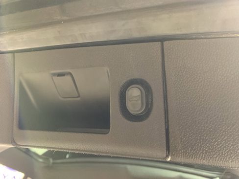 Used 2018 GMC Yukon XL Denali w/ Denali Ultimate Package image 38