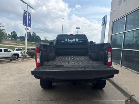 Used 2017 Ford F350 XLT w/ XLT Value Package AWD/4WD image 7