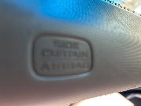 Used 2011 Honda Accord EX image 25