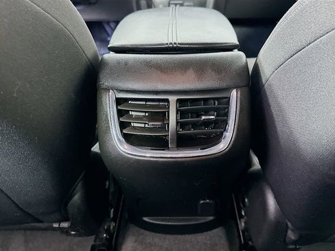 Used 2022 Chevrolet Malibu LT FWD image 26