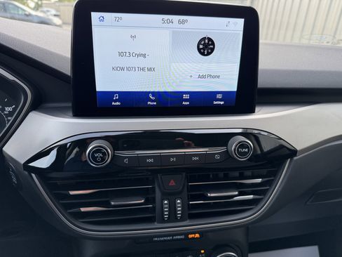 Used 2022 Ford Escape SE w/ Cold Weather Package image 14