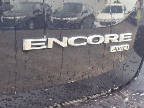 Certified 2022 Buick Encore Preferred w/ Safety Package AWD/4WD image 28