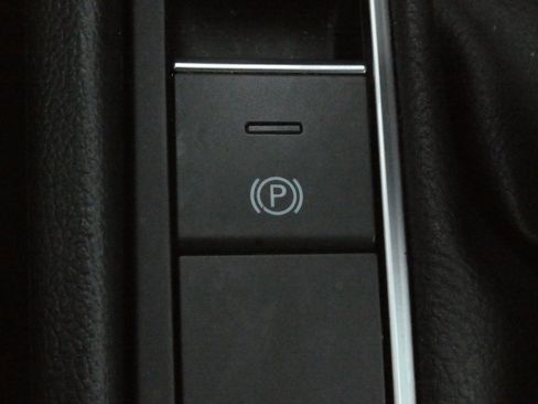 Used 2024 Volkswagen Jetta SEL image 14