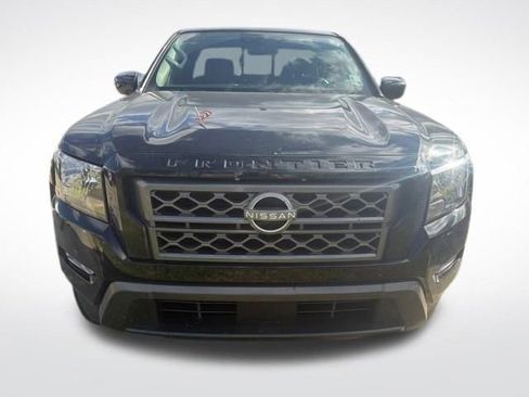 Used 2024 Nissan Frontier SV w/ SV Convenience Package image 3