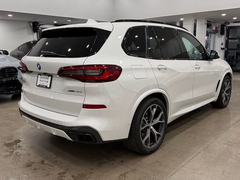 Used 2021 BMW X5 xDrive45e w/ M Sport Package image 3