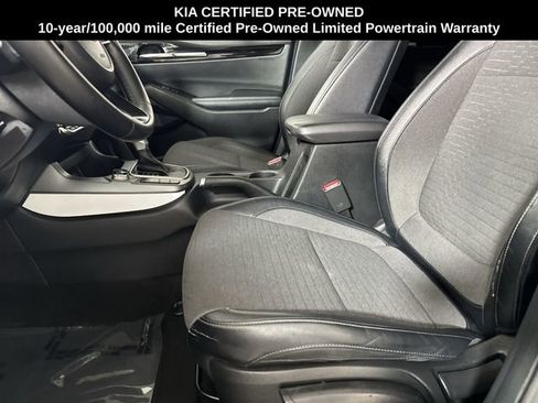 Certified 2021 Kia Seltos S image 4