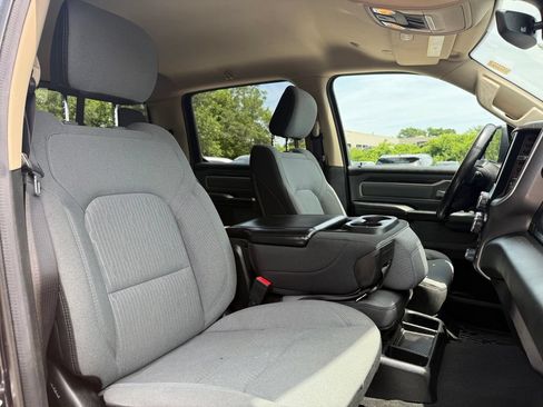 Used 2020 RAM 1500 Big Horn AWD/4WD image 23
