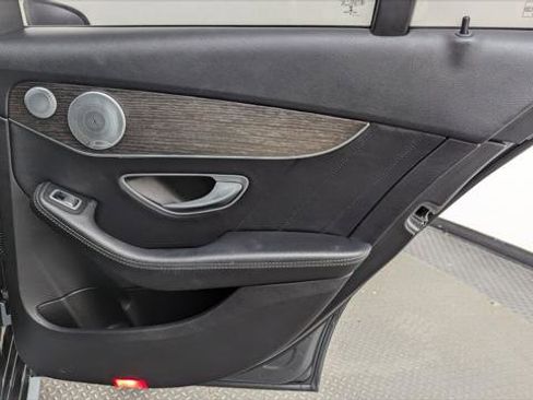 Used 2019 Mercedes-Benz C 300 4MATIC Sedan image 21