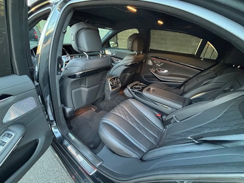 Used 2018 Mercedes-Benz S 560 4MATIC Sedan image 38