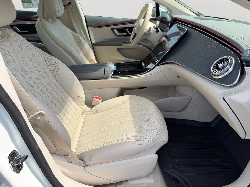 Used 2023 Mercedes-Benz EQS 450+ 4MATIC Sedan w/ AMG Line Exterior Package image 12