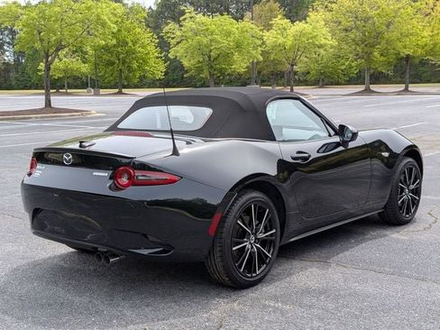 New 2026 MAZDA MX-5 Miata Grand Touring RWD image 3