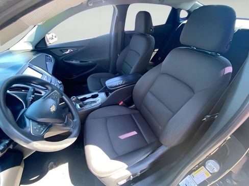 Used 2016 Chevrolet Malibu LT FWD image 7