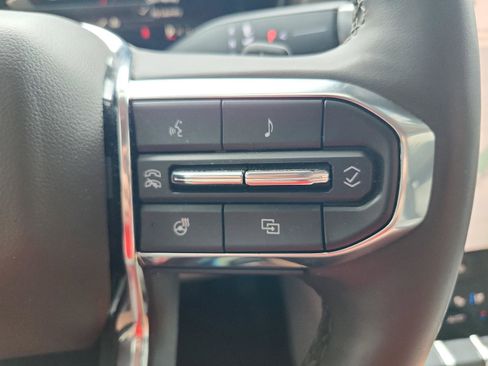 Used 2026 GMC Terrain Denali AWD/4WD image 24