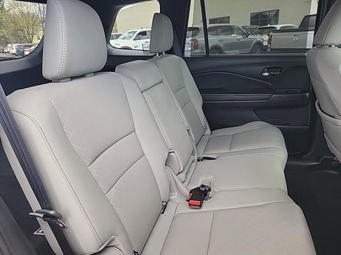 Used 2019 Honda Passport Elite image 26