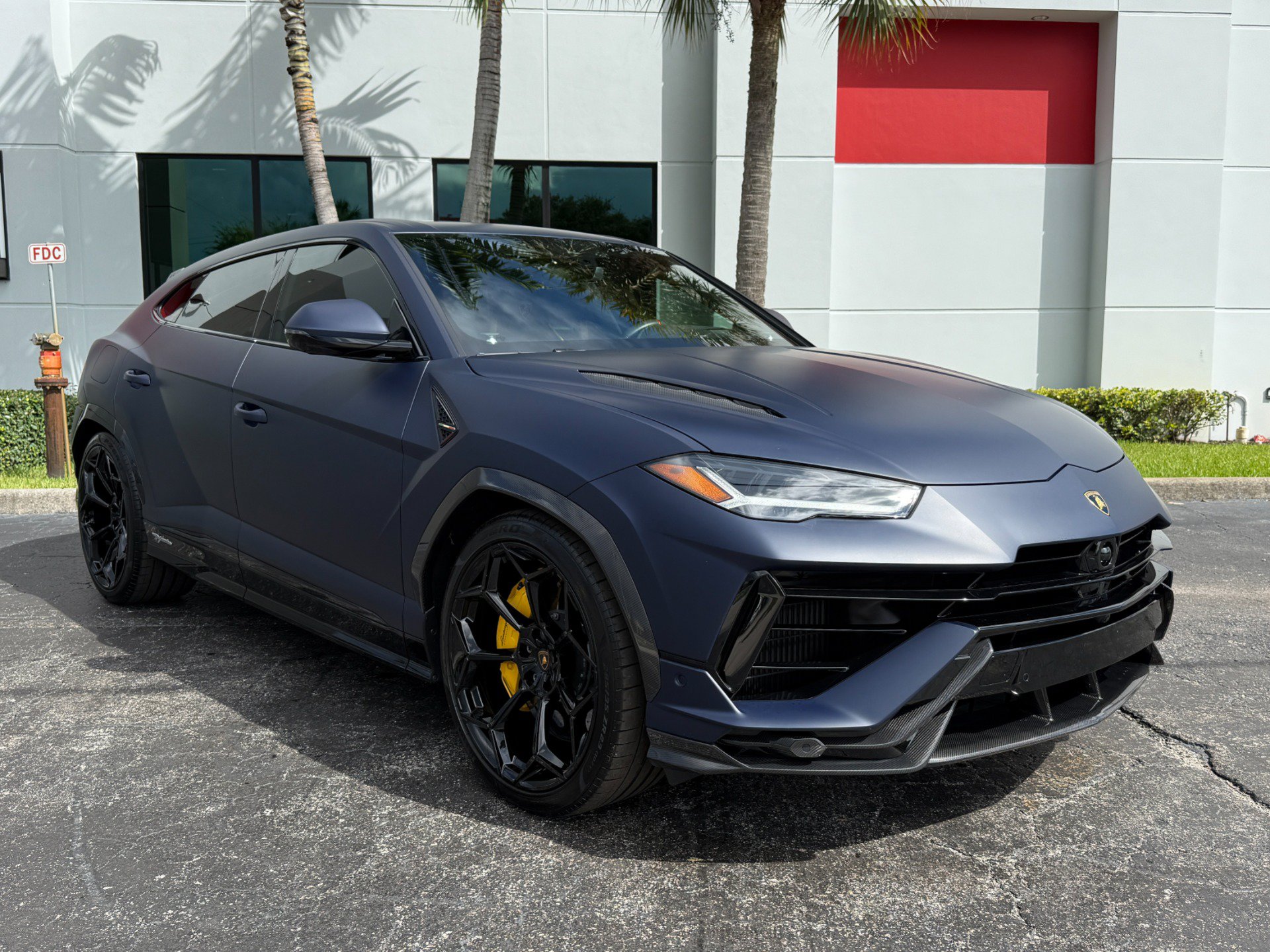 Used 2024 Lamborghini Urus Performante AWD/4WD image 5