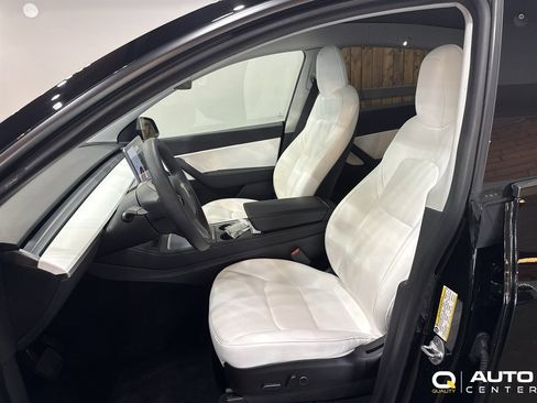 Used 2021 Tesla Model Y Long Range image 5