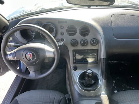 Used 2007 Pontiac Solstice w/ Preferred Package image 20