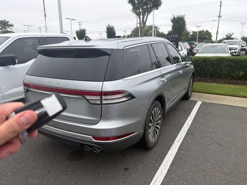 Used 2024 Lincoln Aviator Reserve w/ Equipment Group 201A AWD/4WD image 6