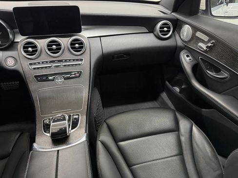 Used 2019 Mercedes-Benz C 300 Sedan image 9