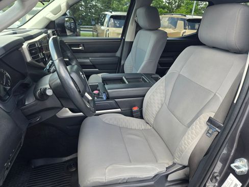 Used 2022 Toyota Tundra SR5 w/ TRD Off-Road Package AWD/4WD image 22