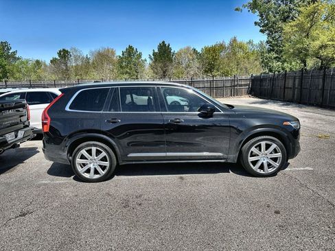 Used 2017 Volvo XC90 T8 Inscription w/ Vision Package image 4
