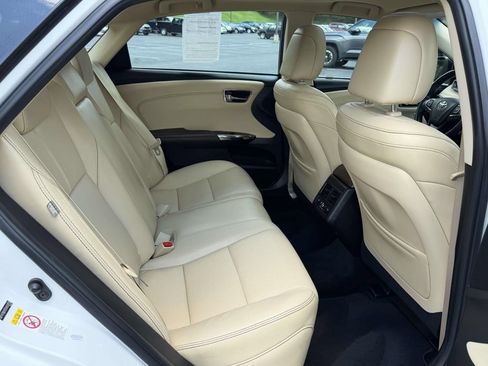 Used 2017 Toyota Avalon Limited w/ Carpet Mat Package FWD image 13