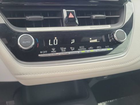 Certified 2024 Toyota Corolla SE FWD image 14
