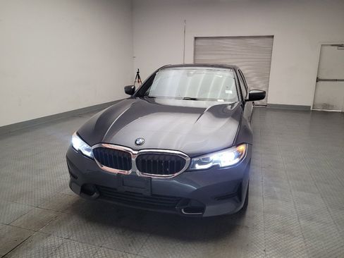 Used 2021 BMW 330i Sedan w/ Convenience Package RWD image 15