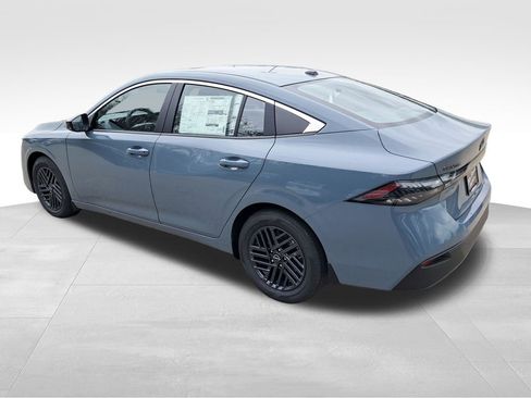 New 2026 Nissan Sentra SV w/ SV Convenience Package FWD image 3