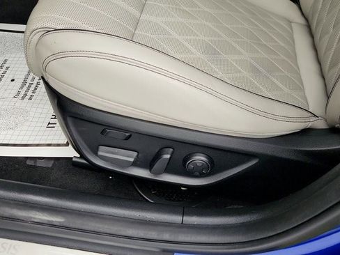 Used 2019 Genesis G70 2.0T Advanced w/ Prestige Package image 12