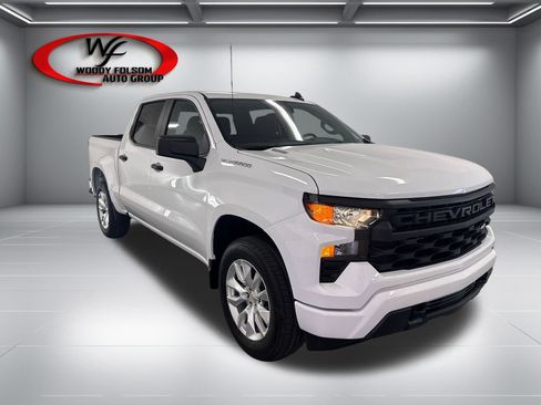 New 2026 Chevrolet Silverado 1500 Custom RWD image 3