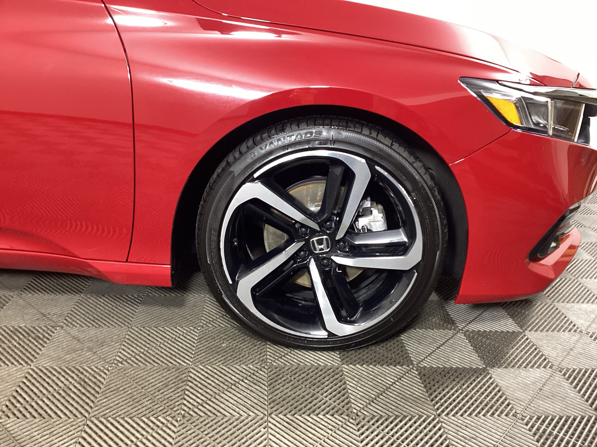 Used 2021 Honda Accord Sport image 7