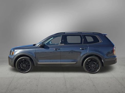 Used 2023 Kia Telluride EX X-Line image 3