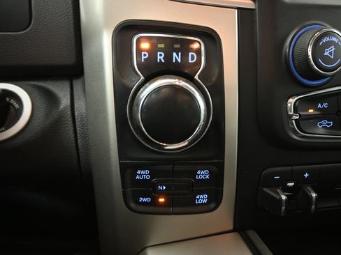 Used 2018 RAM 1500 Big Horn AWD/4WD image 32